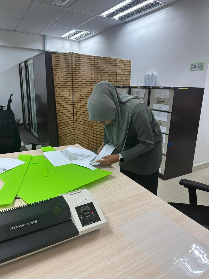 Jom Gotong - royong Perdana - Pusat Pengurusan Kualiti Universiti (PPQ)